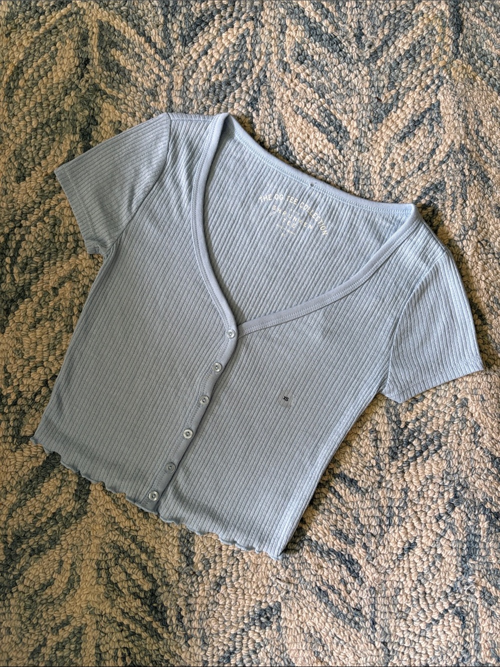 Aeropostale Light Blue Ribbed V-Neck Button Crop Top